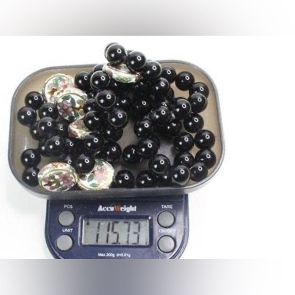 Vintage Onyx & Cloisonné Necklace | Lovely & Romantic - Picture 17 of 17